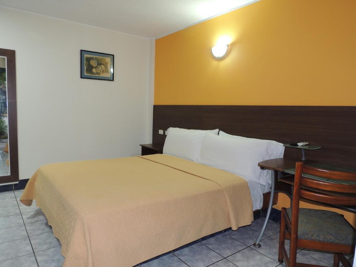 אטאקאמס Hotel Club Del Sol מראה חיצוני תמונה