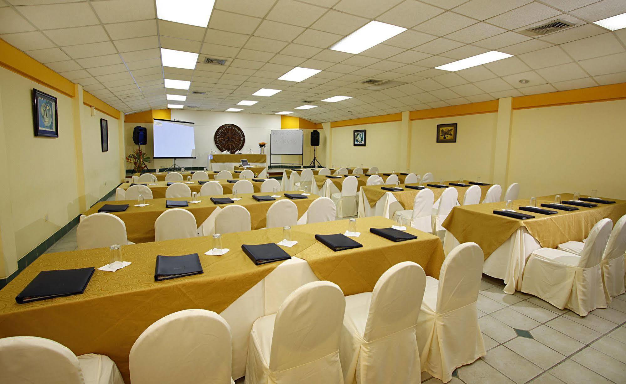 אטאקאמס Hotel Club Del Sol מראה חיצוני תמונה
